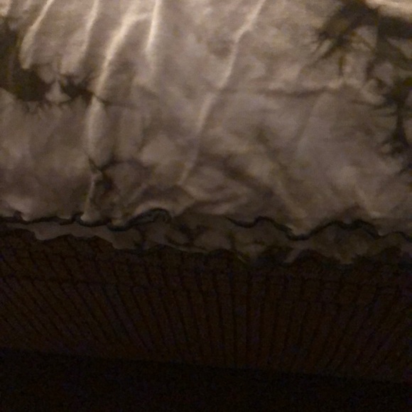 American Eagle Soft and Sexy Blouse - Picture 4 of 5